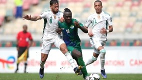 怒了！江苏发球稀烂快攻全无，0-3脆败天津，球迷：不如拼小将