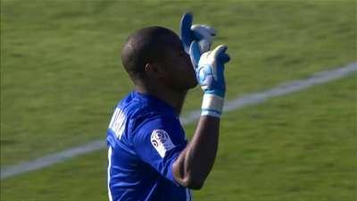 CBA俱乐部杯-上海首战39分大胜四川 山西山东开门红