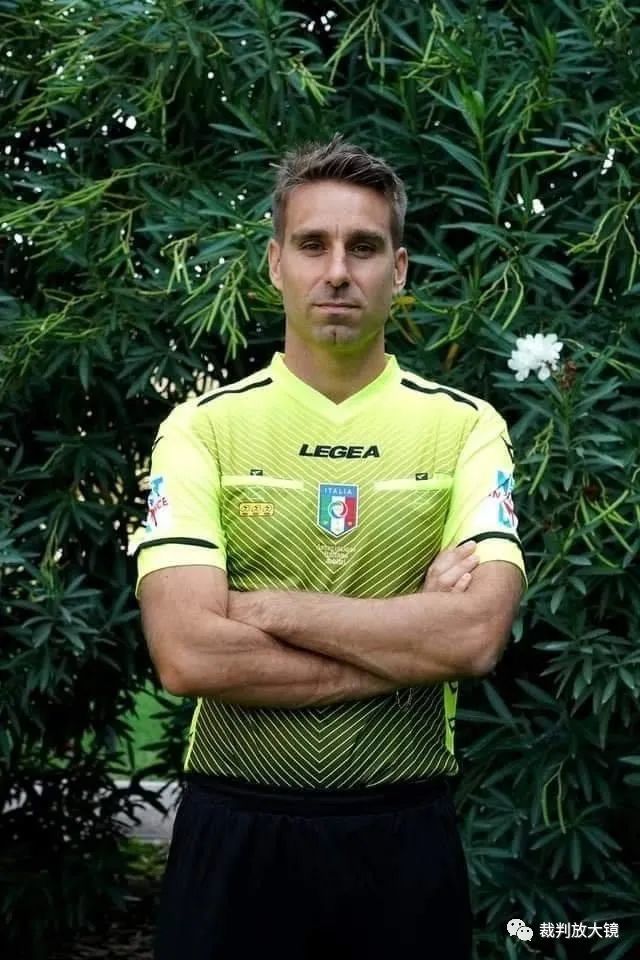 葡萄牙迎晋级关键战，C罗晒图助威：为了葡萄牙而战